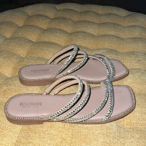 Cushionare memory foam sandals, size nine in women’s